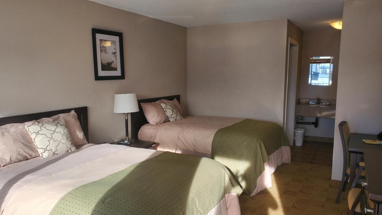 Wabamun Shoreside Inn & Suites מראה חיצוני תמונה