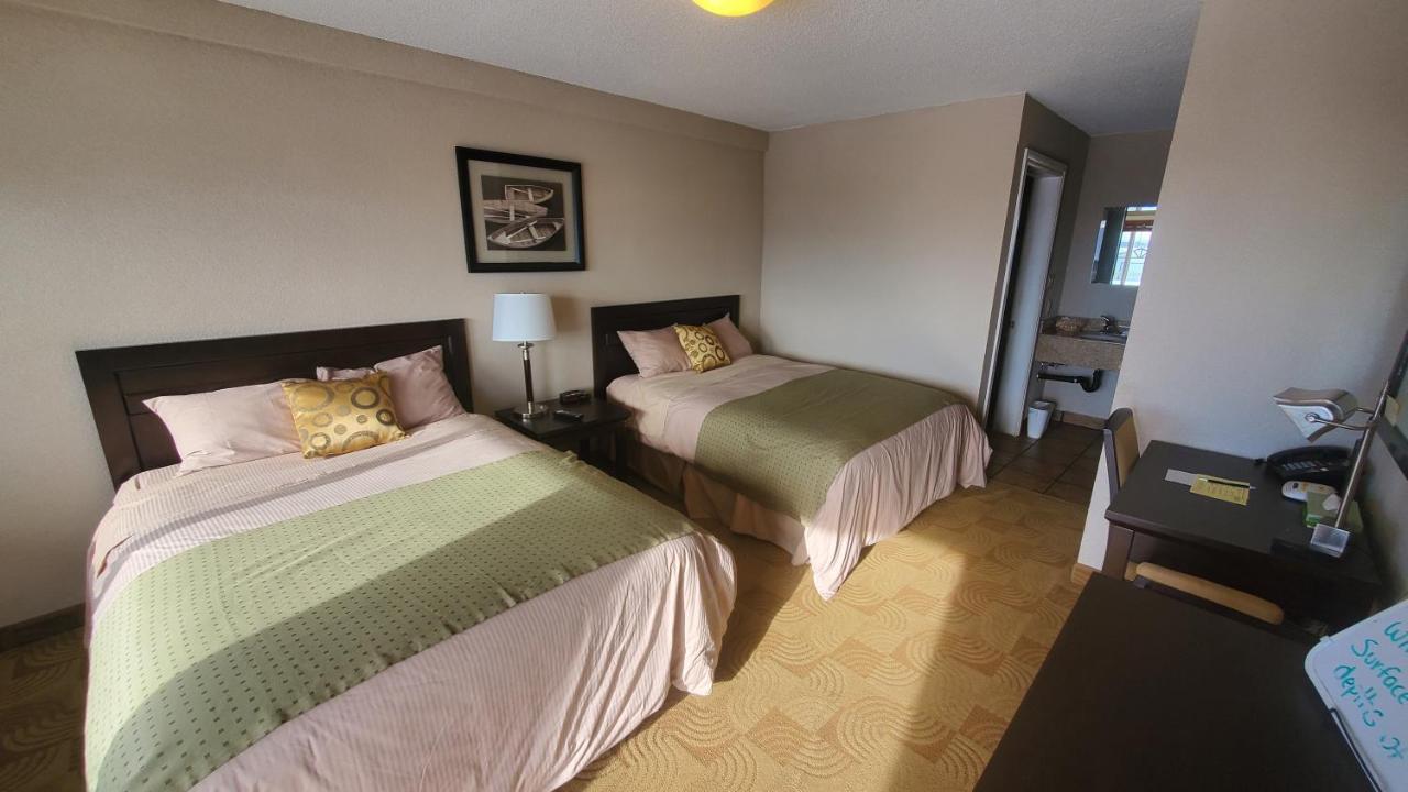 Wabamun Shoreside Inn & Suites מראה חיצוני תמונה